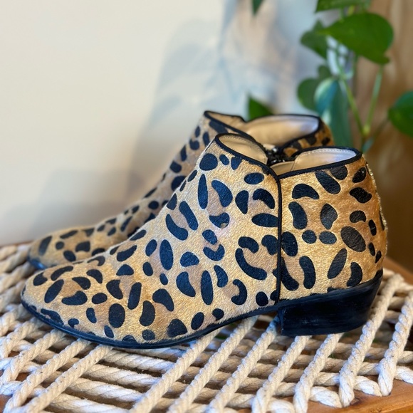 Leopard print pony hair booties - Picture 3 of 8